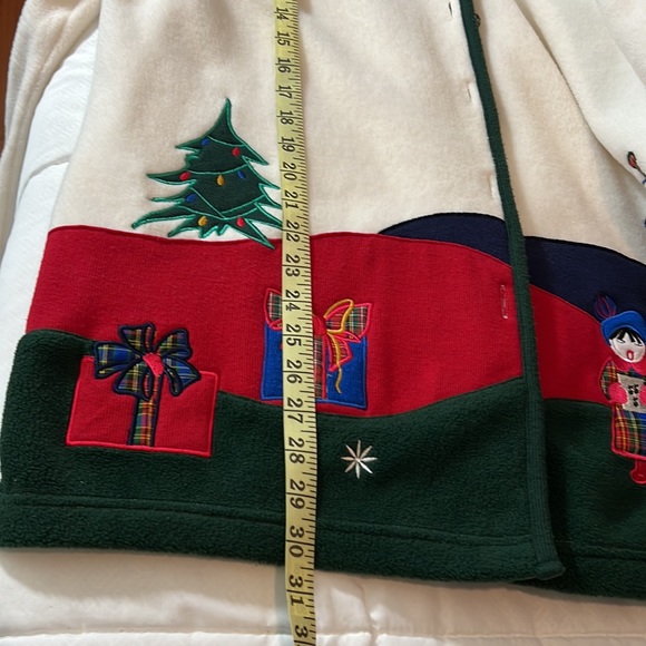 Renee sport Christmas fleece woman’s jacket. - Picture 9 of 11